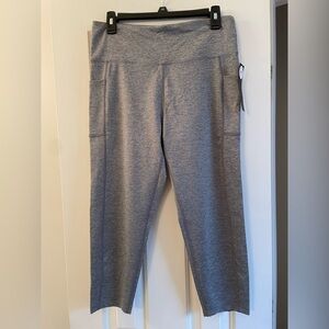 NWT Heather Gray Cropped Leggings with Pockets